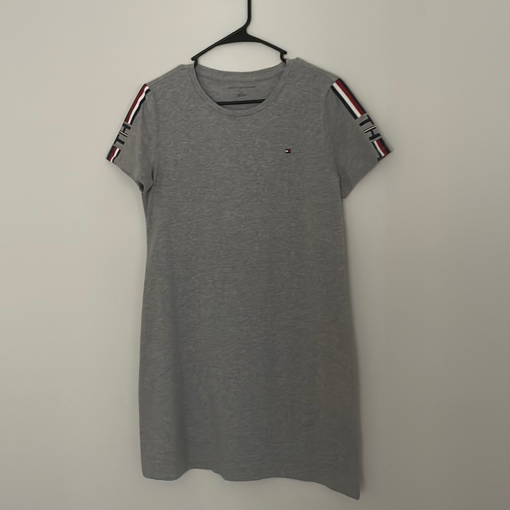 Tommy Hilfiger T-shirt dress. M